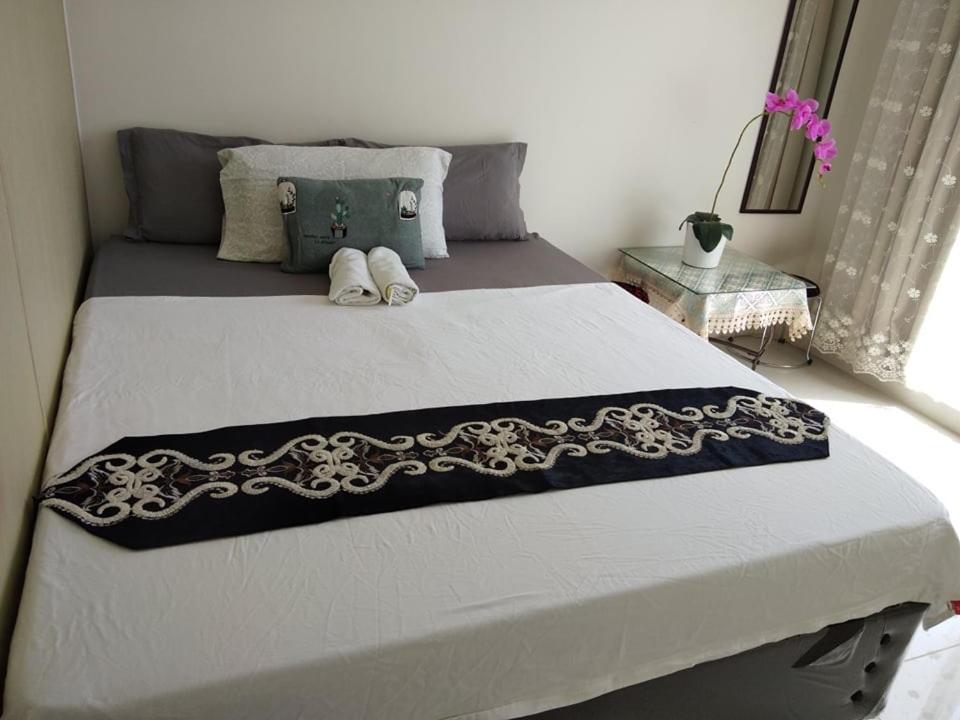 Smdc Tagaytay Taal Lake Condo Cook Netflix No Balcony No Free Parking Tagaytay City Eksteriør bilde
