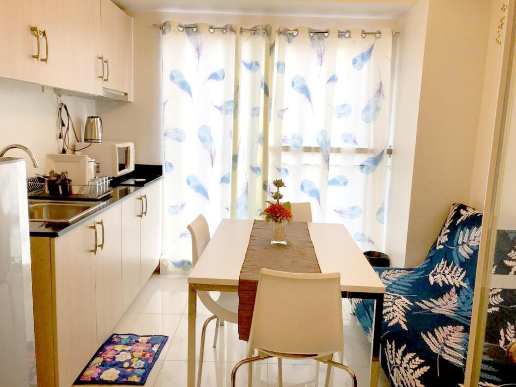 Smdc Tagaytay Taal Lake Condo Cook Netflix No Balcony No Free Parking Tagaytay City Eksteriør bilde