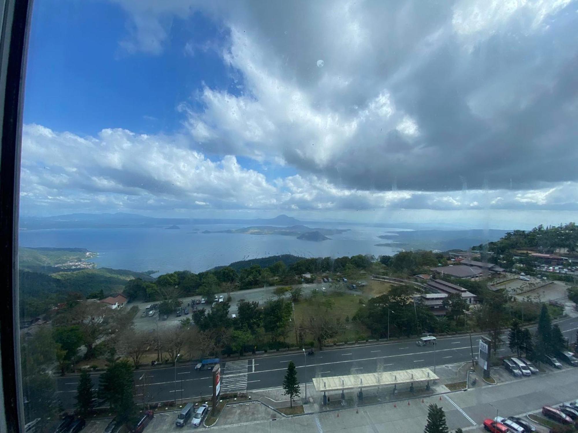 Smdc Tagaytay Taal Lake Condo Cook Netflix No Balcony No Free Parking Tagaytay City Eksteriør bilde